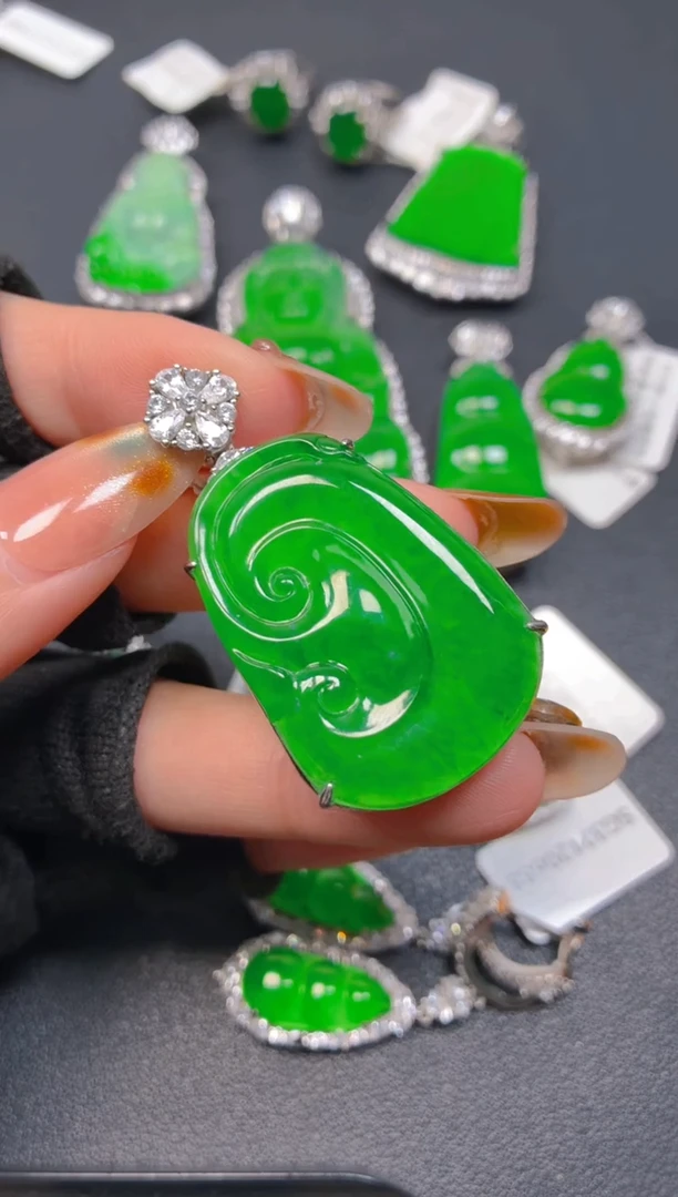 吊坠(不含链)银S925镶嵌翡翠1