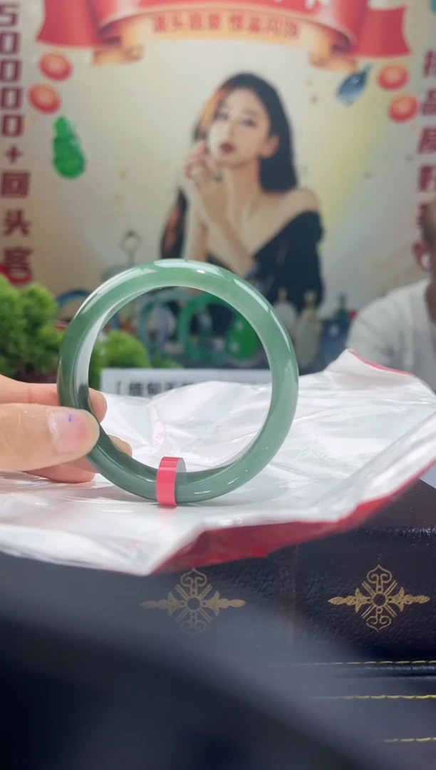 【闪购商品】翡翠手镯未镶嵌手镯3