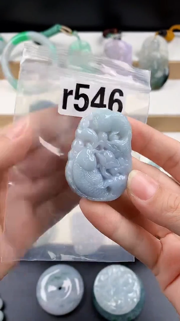 颈饰未镶嵌翡翠天然翡翠吊坠挂件