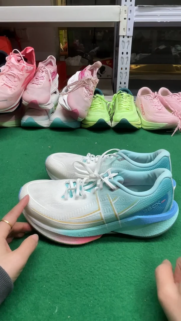 °*这是个大鞋店家的鞋299