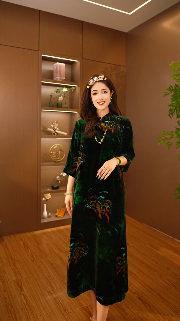 绿肥红瘦/2025丝绒天花板重工早秋连衣裙2025c5780奇奇布卓尔仓