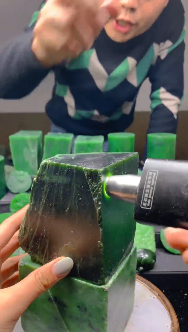 未镶嵌和田玉珠宝半成品1