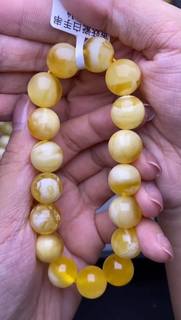 裸石琥珀未镶嵌大小姐珠宝94