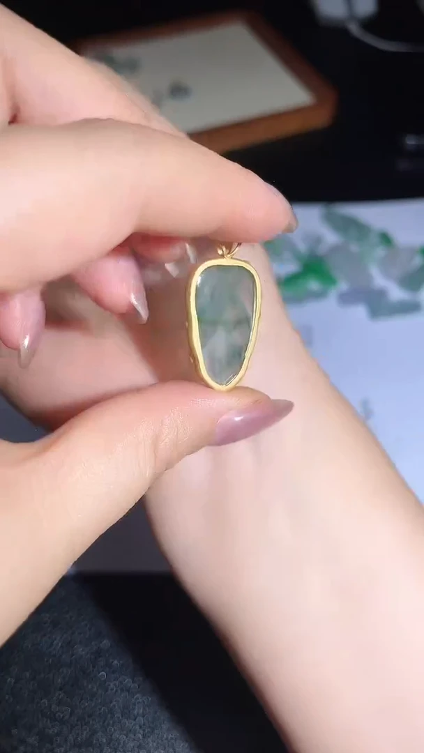 颈饰银S925镶嵌翡翠202555555