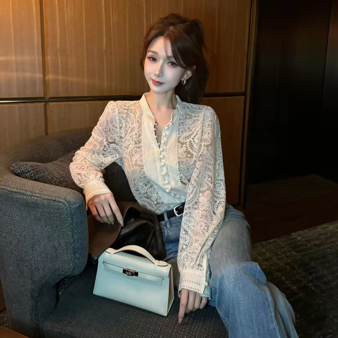 【清韵浮白】白色镂空长袖开衫修身气质蕾丝衫女蕾丝衬衫显瘦洋气