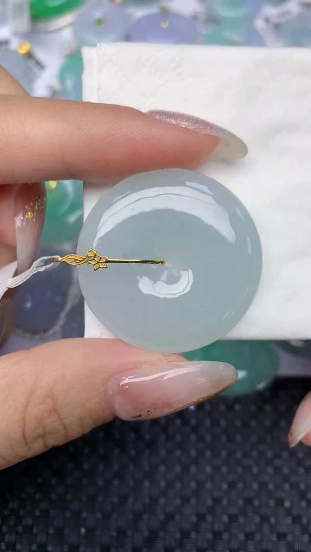 颈饰18K金镶嵌翡翠天然缅甸翡翠a货百元以上9元证书费自理