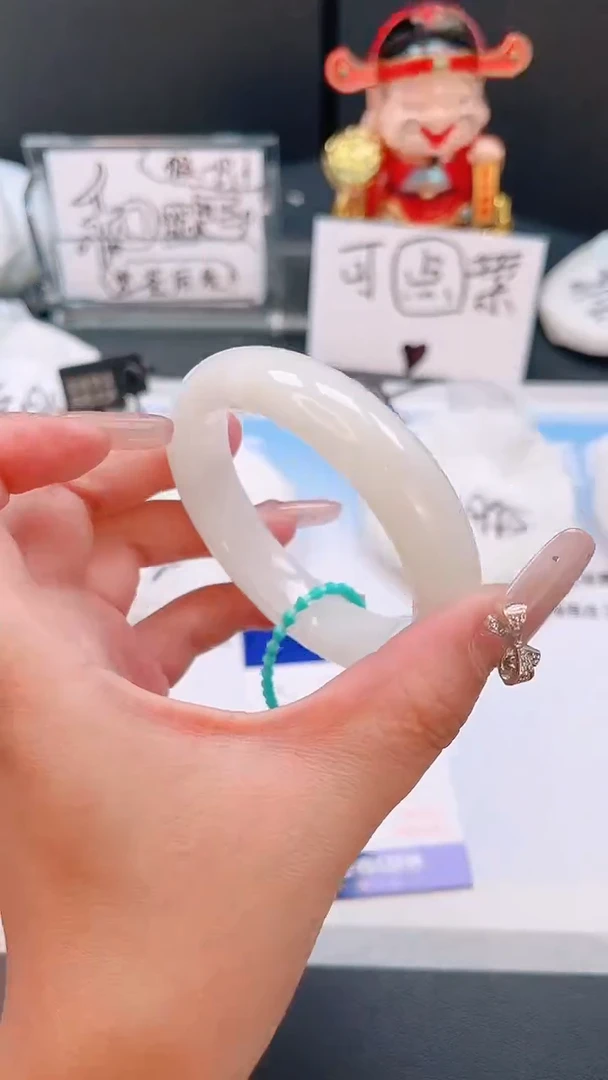 未镶嵌手镯和田玉19T29-51