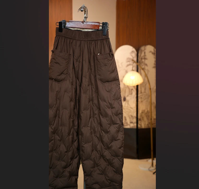 2025羽绒裤成人百搭厚款防水口袋裤子长裤女花苞微喇裤-988