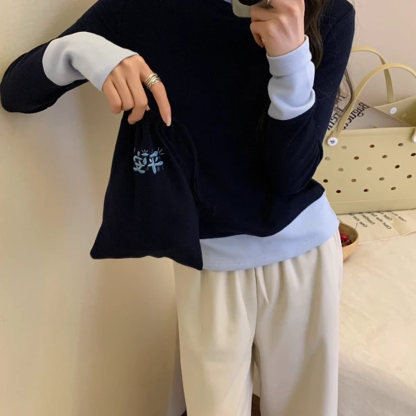 （美熙美树）D8163 -“净版撞色打底”拼接高领秋冬长袖打底衫