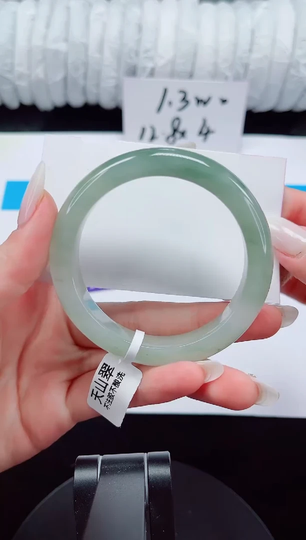 未镶嵌手镯石英质玉253-53/54