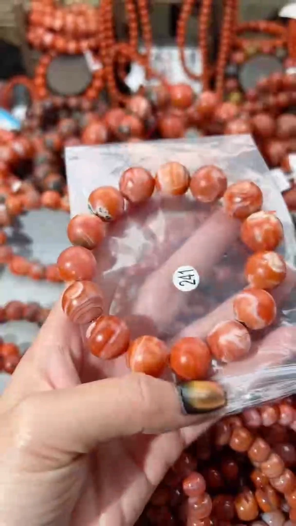 【闪购商品】南红玛瑙未镶嵌手串15+