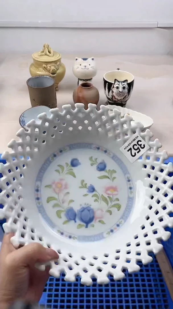 瓷片周**1352，，，，，，，，