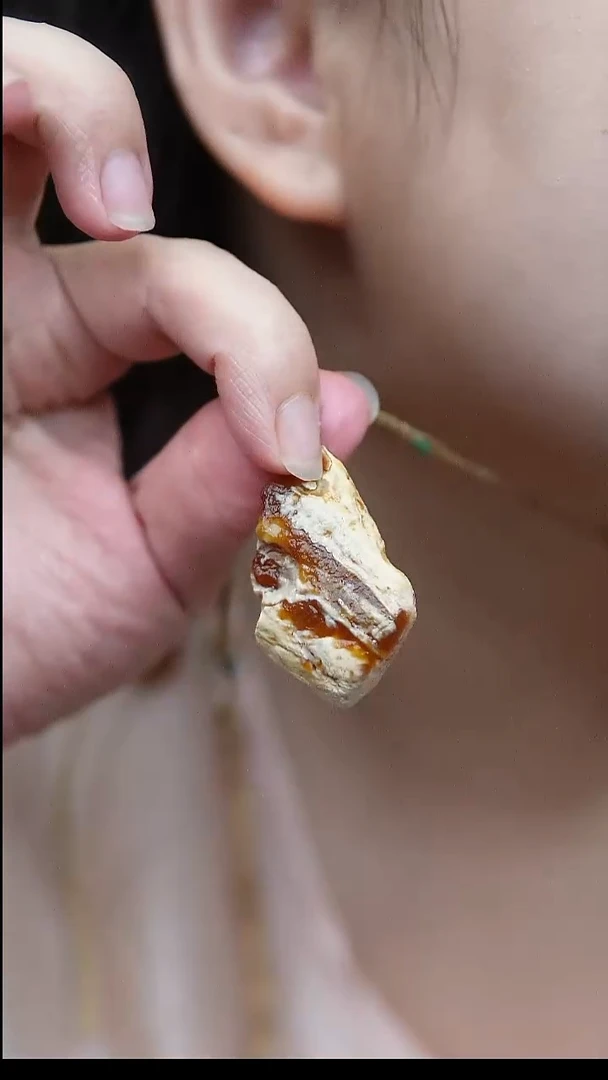 琥珀未镶嵌珠宝奇石*设计款*蜜蜡锁骨链*百搭长短可调节