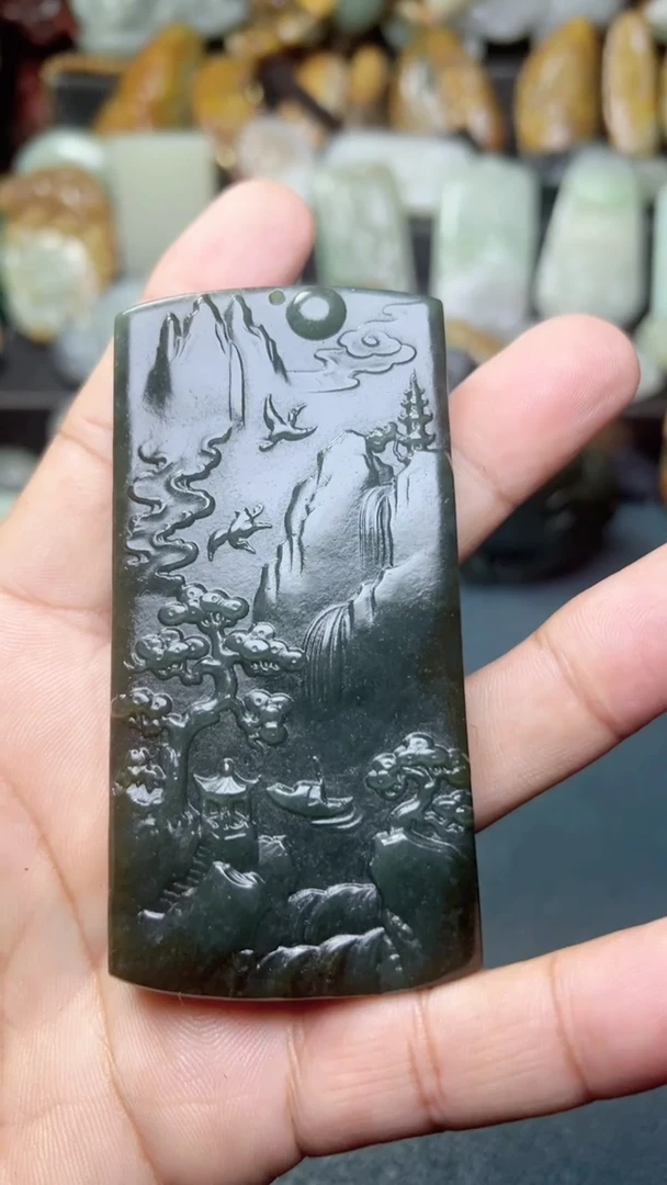 未镶嵌和田玉把件-