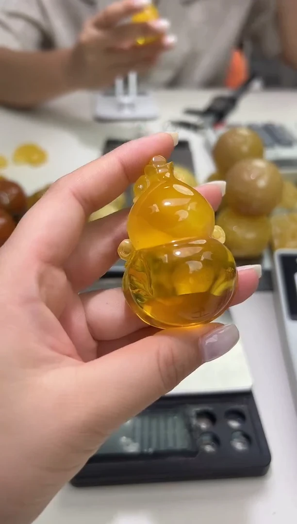 裸石琥珀未镶嵌琥珀蜜蜡吊坠
