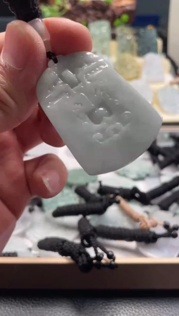 颈饰未镶嵌翡翠12/26/052