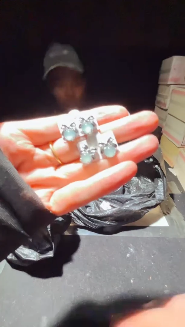 定制翡翠未镶嵌0633809511多样性发货