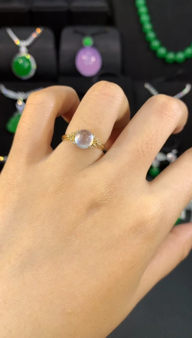 翡翠戒指18K金镶嵌天然缅甸翡翠A货