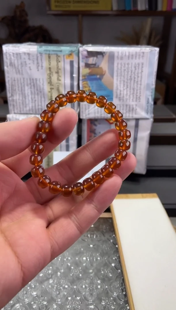 琥珀颈饰未镶嵌8毫米老型珠手串