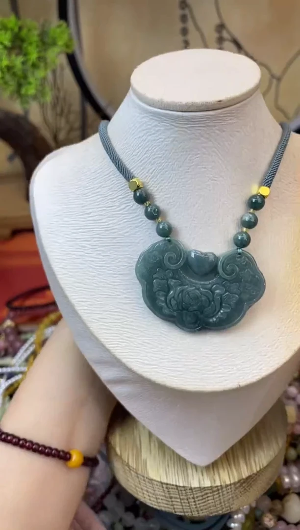 【闪购商品】翡翠项链未镶嵌325手串