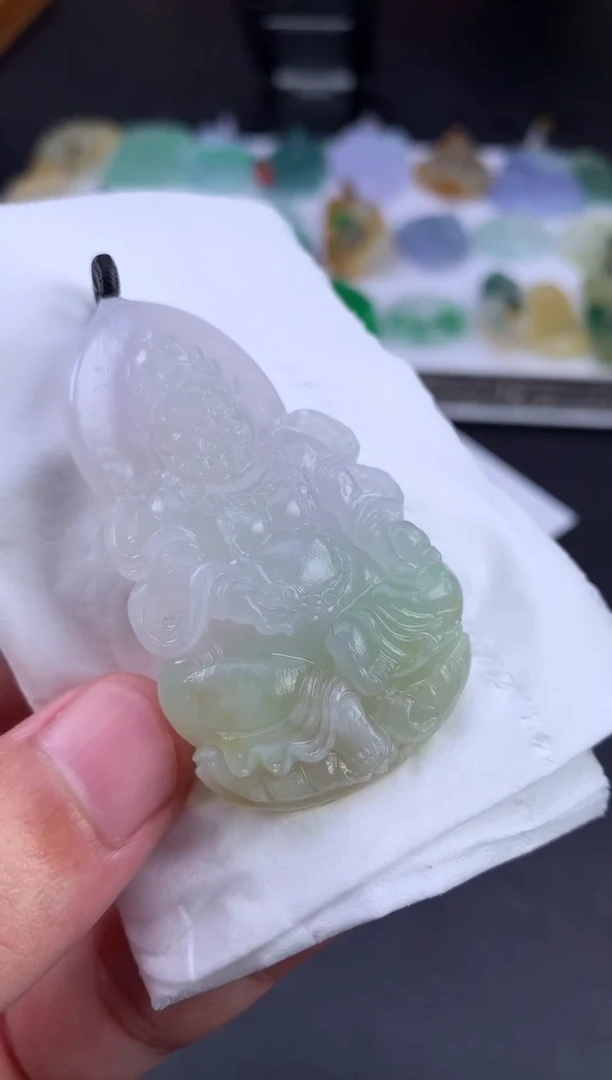 未镶嵌定制翡翠一**钱翡翠