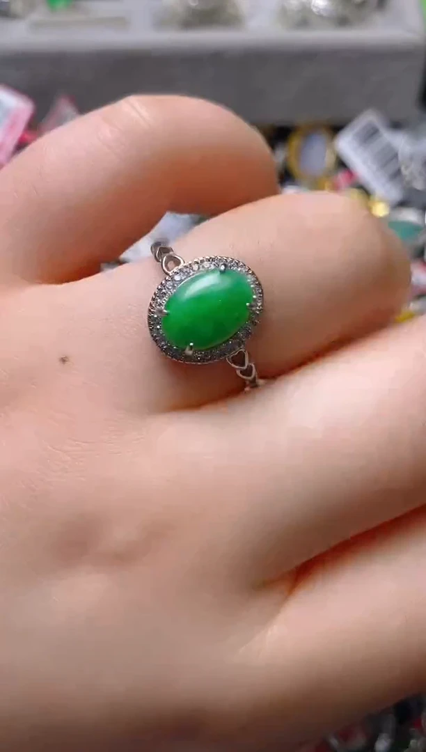 银S925镶嵌戒指翡翠百内无证书