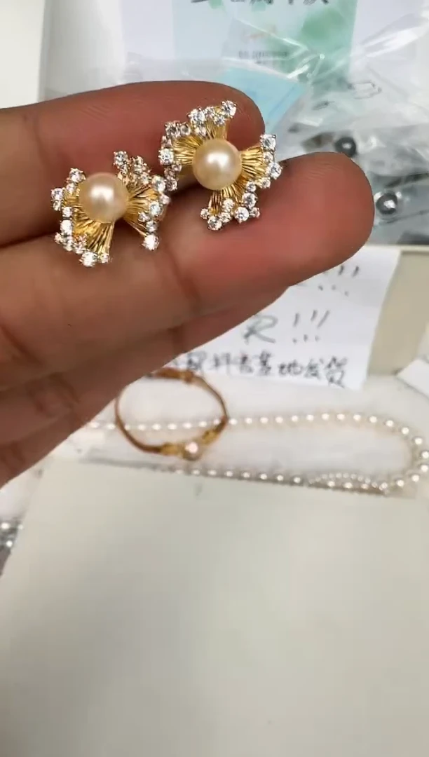 银S925镶嵌耳饰海水珍珠耳钉