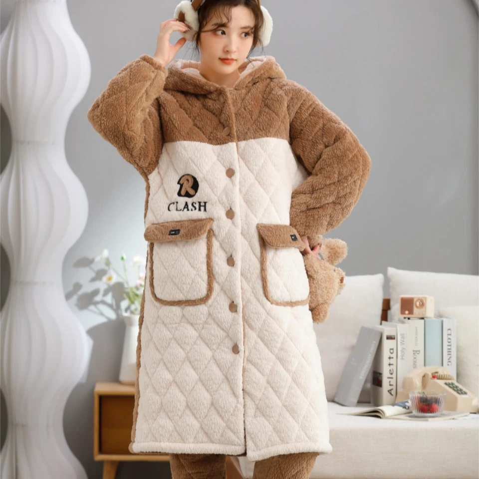 2024新款高定款睡袍三层夹棉加厚家居服套装连帽毛绒睡衣女