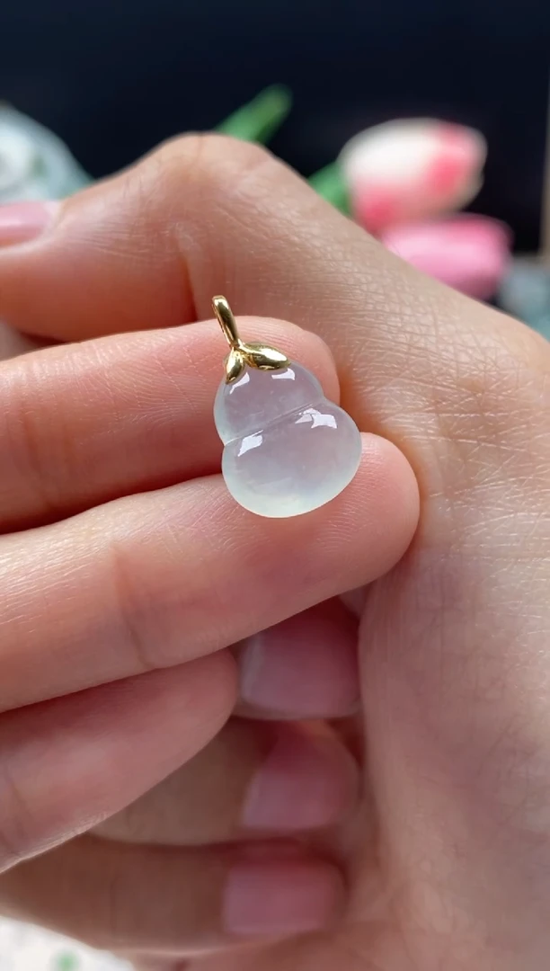 【闪购商品】翡翠颈饰18K金镶嵌翡翠白冰葫芦吊坠