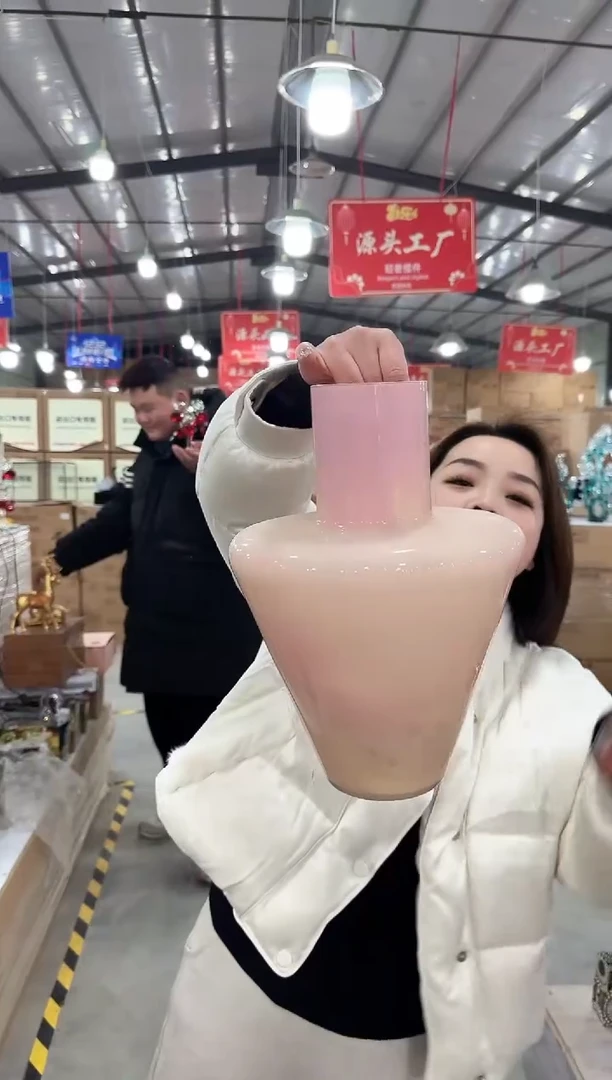 【闪购商品】藤优品花器C-早23