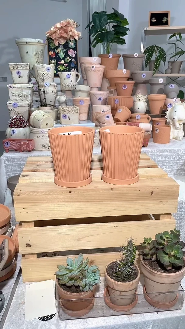 2个带托 红陶双竖纹口径11*12.5