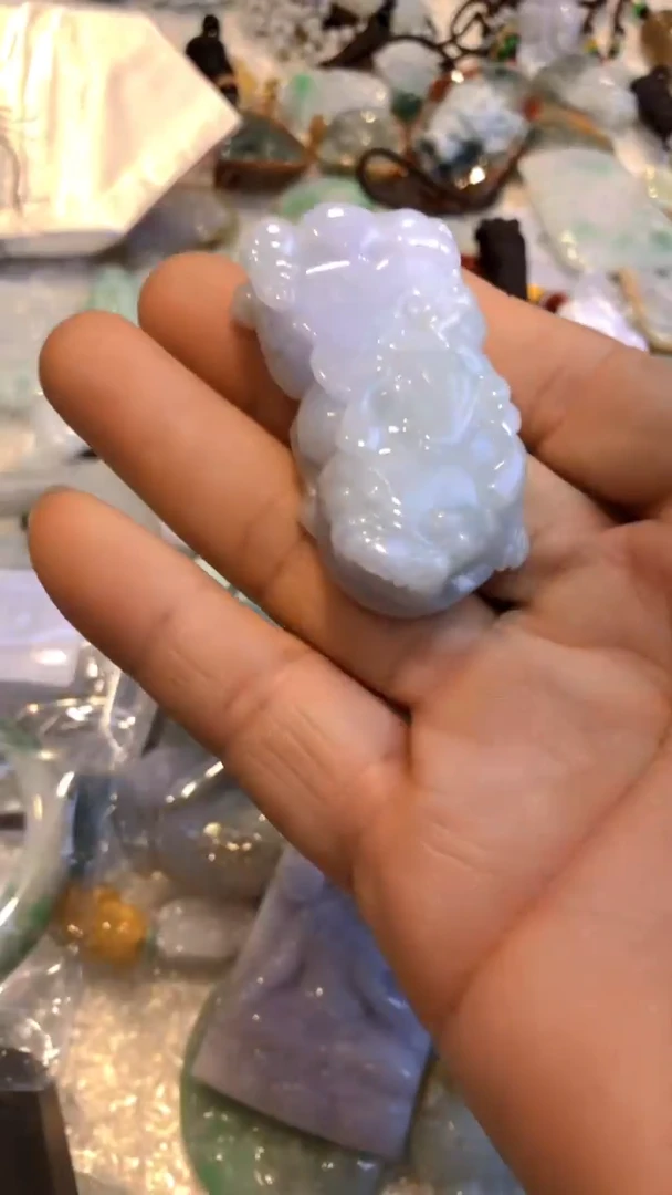 【闪购商品】翡翠吊坠(不含链)未镶嵌貔貅