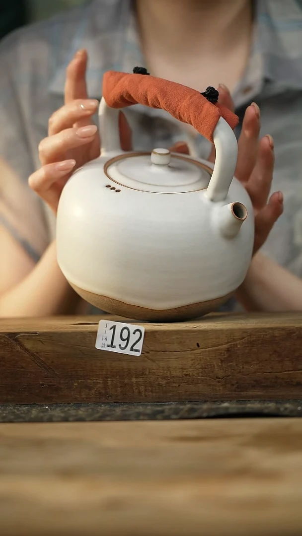设计师手作款 高山雪煮茶壶