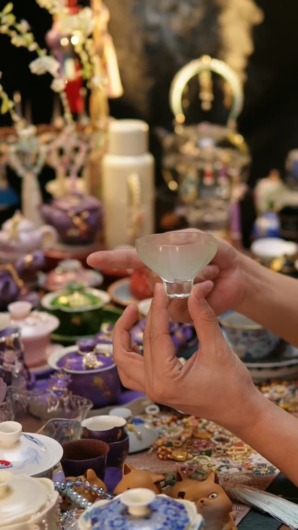 【闪购商品】绿色星空花口客杯