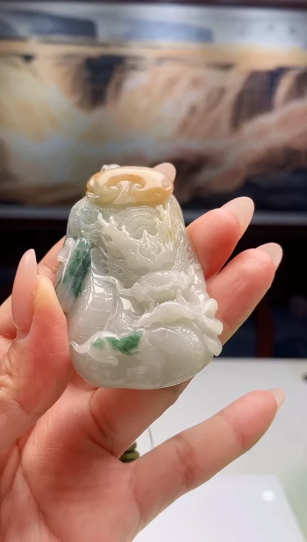 翡翠未镶嵌吊坠(不含链)66