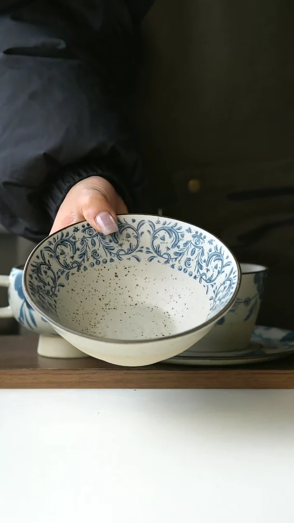 【闪购商品】陶瓷手绘鸢尾酸奶碗14cm@4-2@