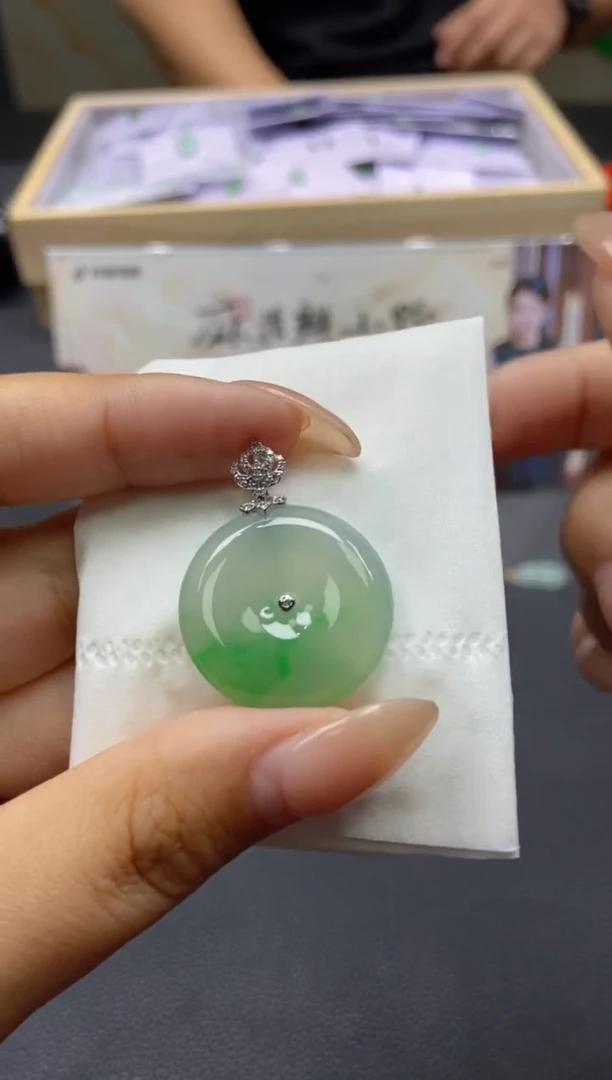 【闪购商品】定制翡翠18K金镶嵌天然翡翠A货140