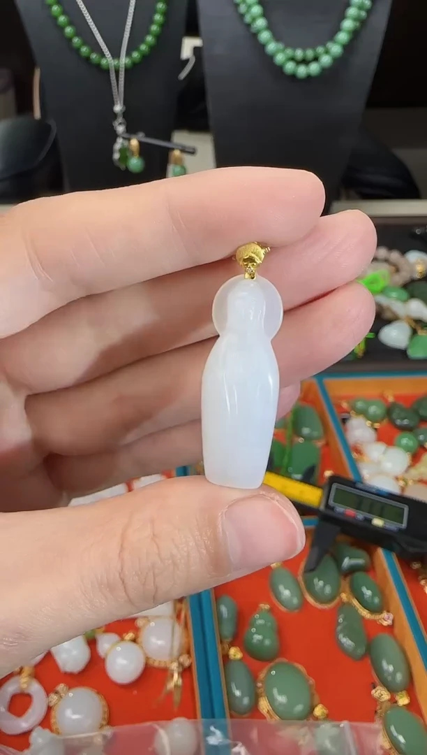 吊坠(不含链)18K金镶嵌和田玉1