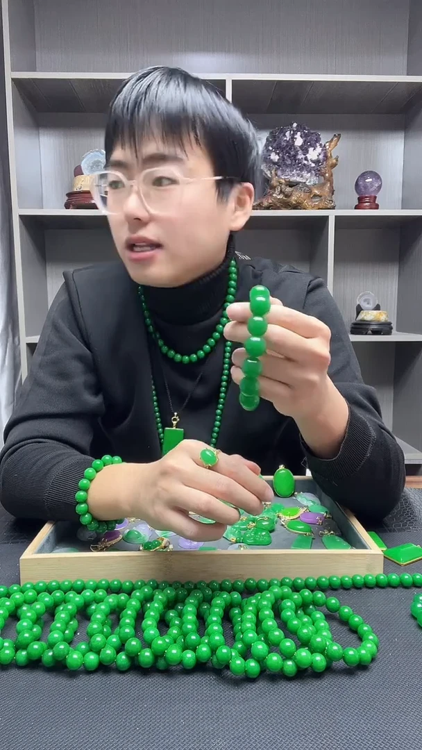 14K金镶嵌手链石英质玉手链