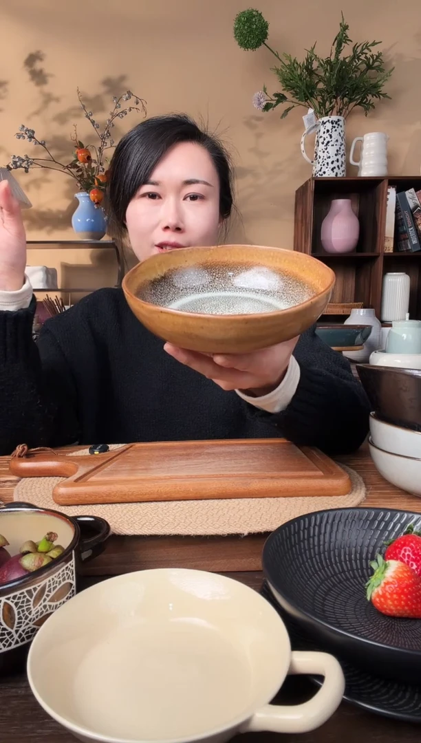 6.8英寸粗陶异形窑变麻点碗微瑕