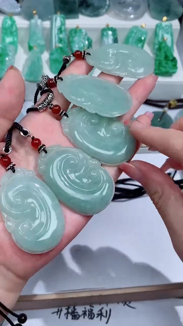 翡翠未镶嵌颈饰吊坠团购多样性发一件