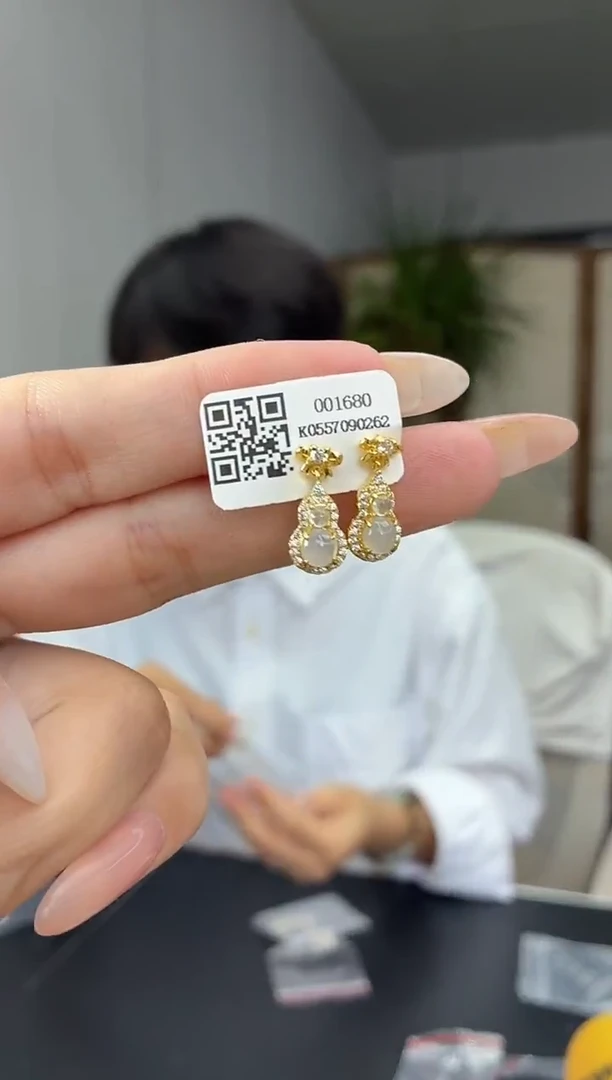 颈饰银S925镶嵌翡翠111111111111