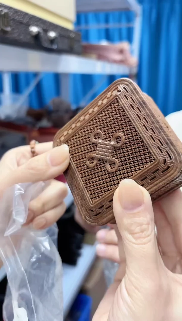 【闪购商品】檀香木老山檀香盒一个