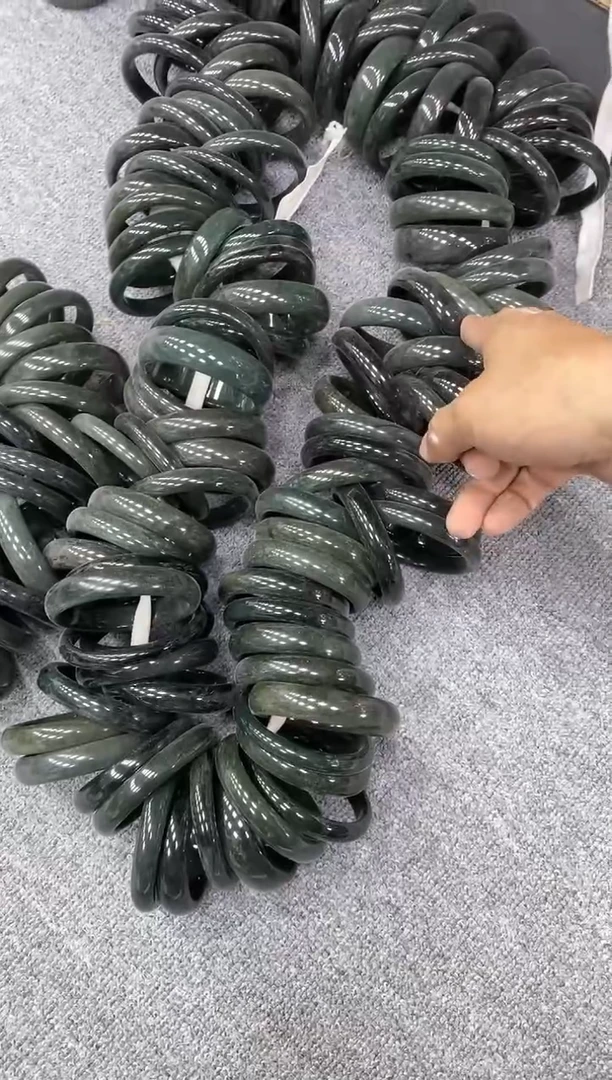 和田玉手镯未镶嵌手镯拍一发一多样性发货