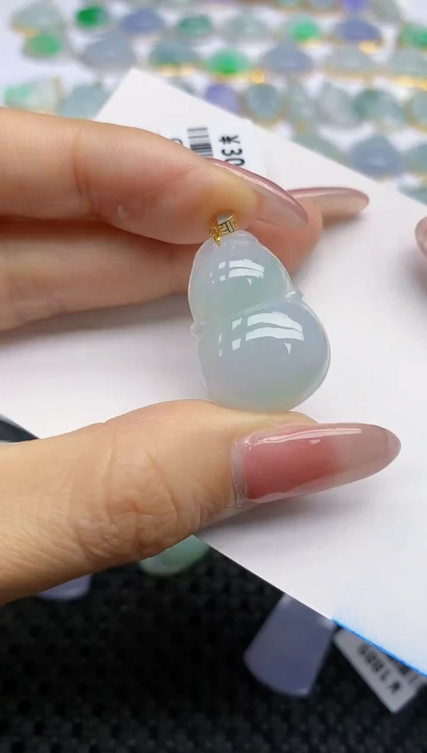 【闪购商品】翡翠挂件18K金镶嵌天然翡翠A货