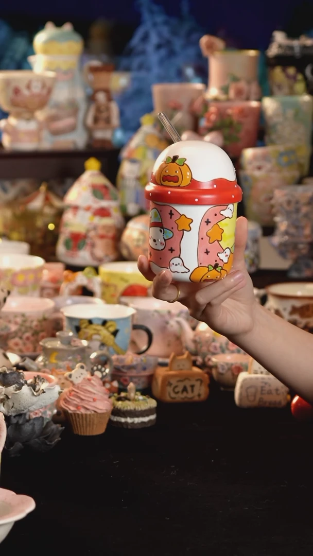 摆件陶景德镇釉下彩手绘设计师款陶瓷