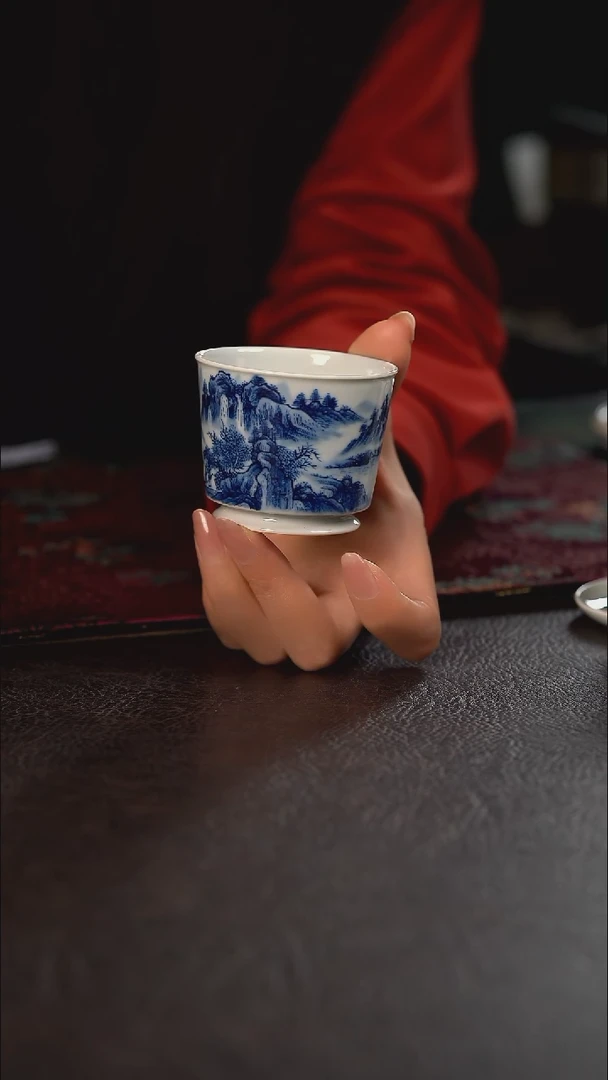 微瑕 厚力煊期云山水直口融天杯