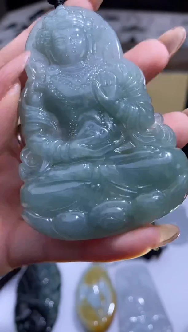 翡翠未镶嵌颈饰34321