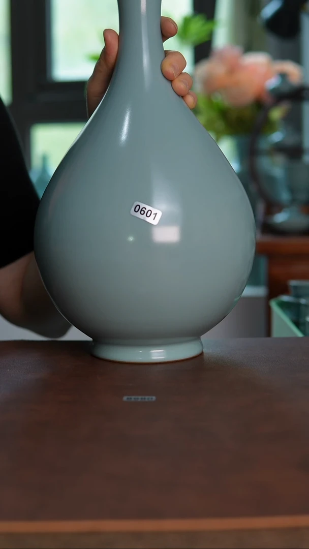 摆件0601天青釉玉壶春30cm