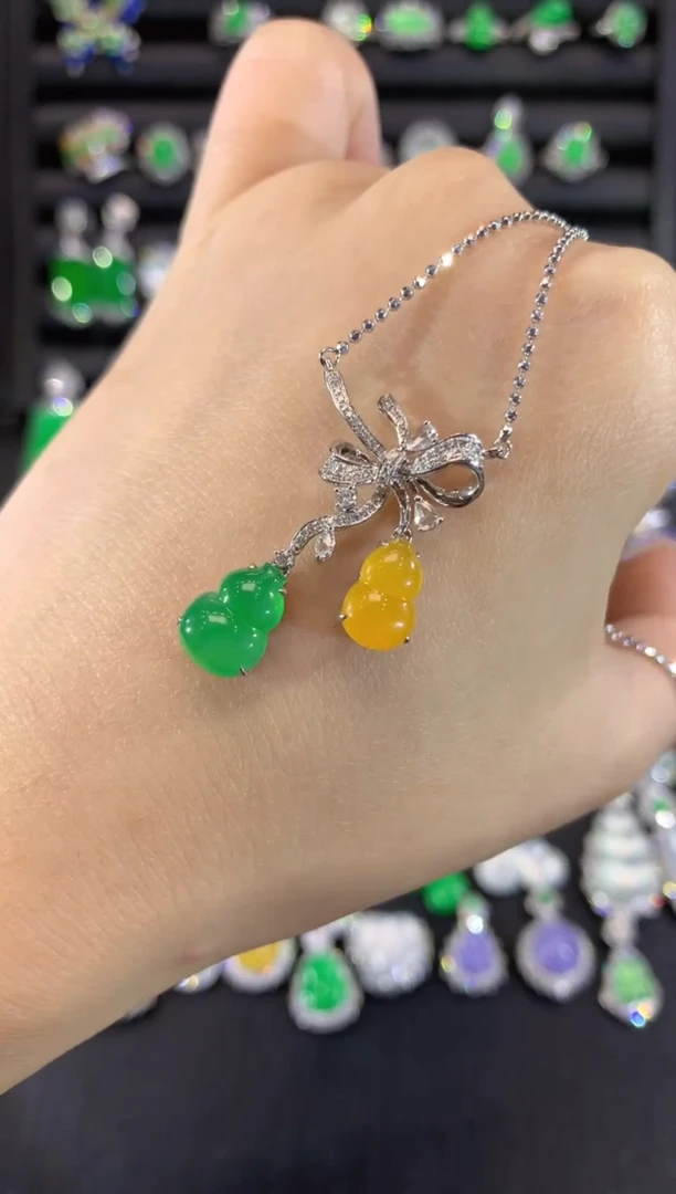 颈饰18K金镶嵌翡翠57-套链